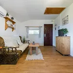 Moko * Podhájska